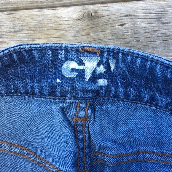 Boyfriend Jeans - Picture 5 of 10